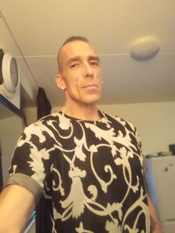 Man 47 wil geile Sex met travestiet 