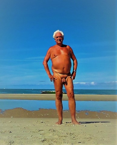 Nudist zoekt nudiste