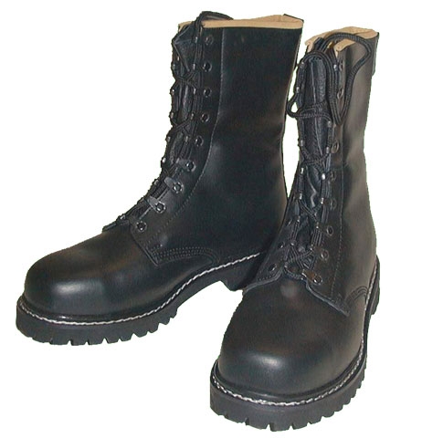 German armyboots perfect voor BDSM